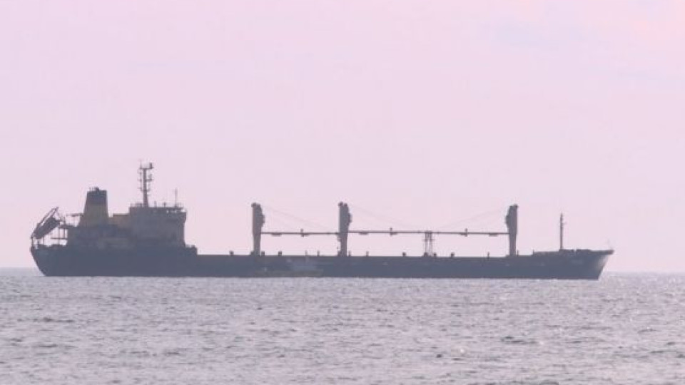 Нова драма! Наши моряци блокирани в Мариупол | StandartNews.com