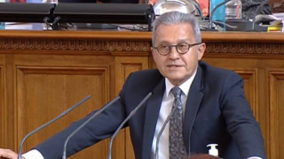ДПС даде на Петков 9 папки със сигнали срещу Прокопиев