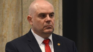 Гешев атакува парламента. Какво направи
