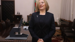 Йорданова реши за Гешев. Започва ли война?