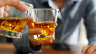 Чаша питие на ден състарява с  2 г.