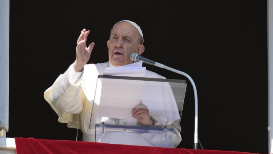 Папата с прочувствен апел за Мариупoл, на кого се моли | StandartNews.com