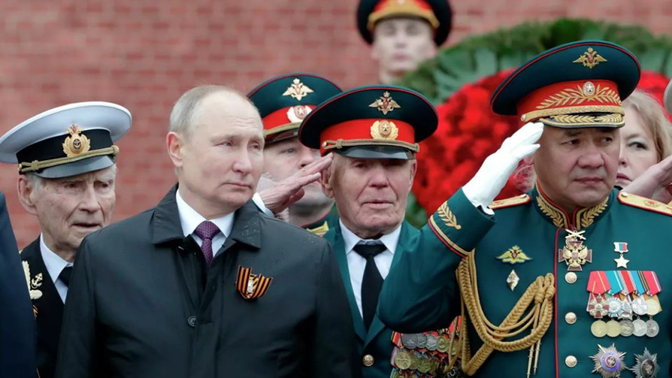 Какво прави Путин с войниците си на фронта? Говори бивш министър | StandartNews.com