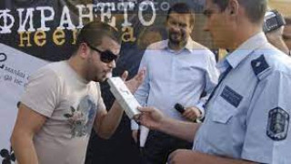 Иван се срамувал от скандални снимки като млад