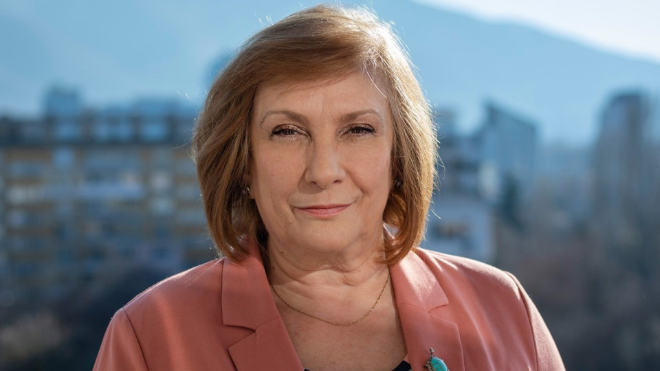 Искра Михайлова с ключов въпрос към Мариан Бачев | StandartNews.com
