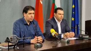 Калоян Паргов даде оставка и като шеф на групата съветници от БСП