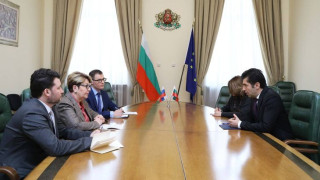 Митрофанова скочи на Кирил Петков, как го нарече