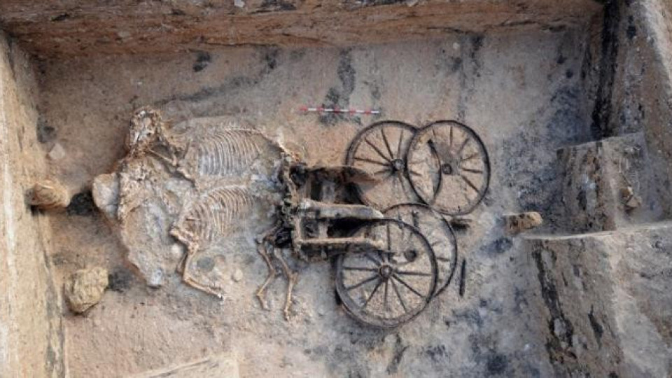 Караново - тракийски цар пътува с колесница към вечността | StandartNews.com