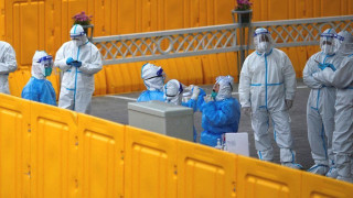 Започва ли се отново? Затварят 25-милионен град