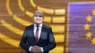 Илхан Кючюк номинира Зеленски за Нобеловата награда