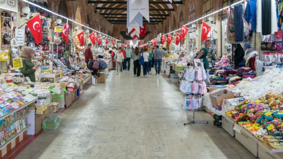 За пазаруващите в Одрин: Кои стоки поевтиняват заради намаления ДДС | StandartNews.com