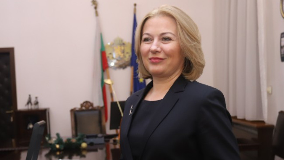 Скандалът расте. Правосъдният министър скочи на Гешев | StandartNews.com