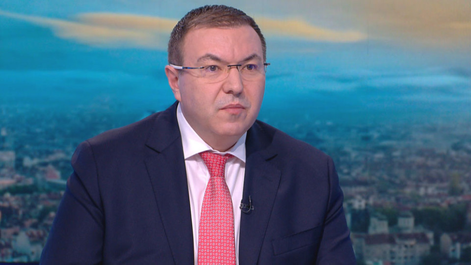 Костадин Ангелов с неочакван подарък към депутат. Какво му даде? | StandartNews.com