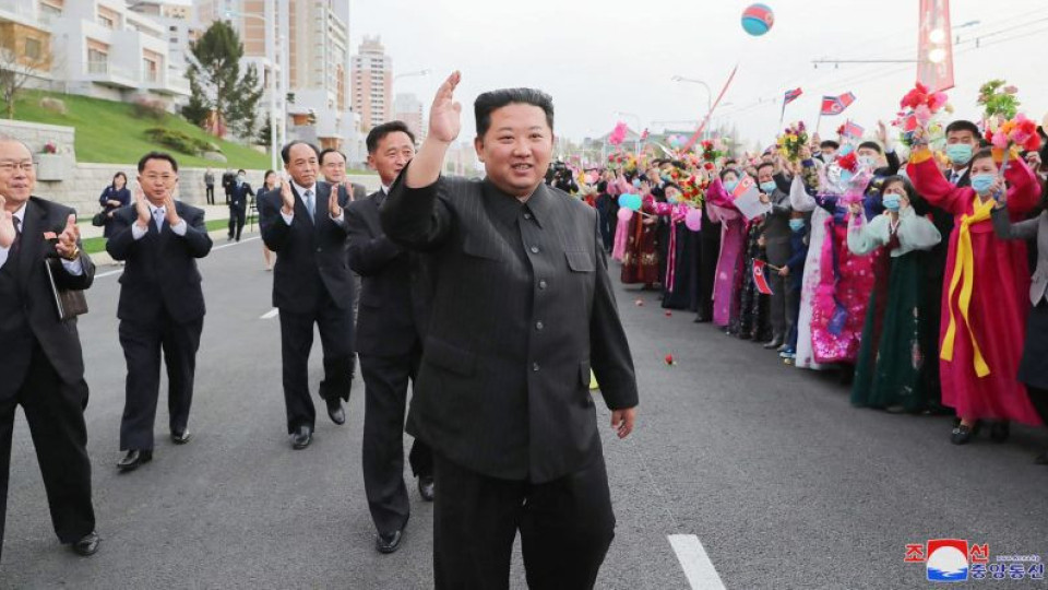 Отмениха най-важния парад в Северна Корея! Защо се скри Ким | StandartNews.com