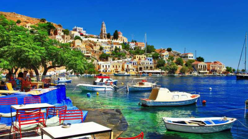 Гърците скъсаха веригата: островите пълни за Великден | StandartNews.com