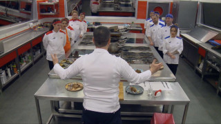 Червените в сладка битка на живот и смърт в Hell’s Kitchen