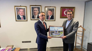 Хасан Азис обсъди проекти с кмета на Османгази