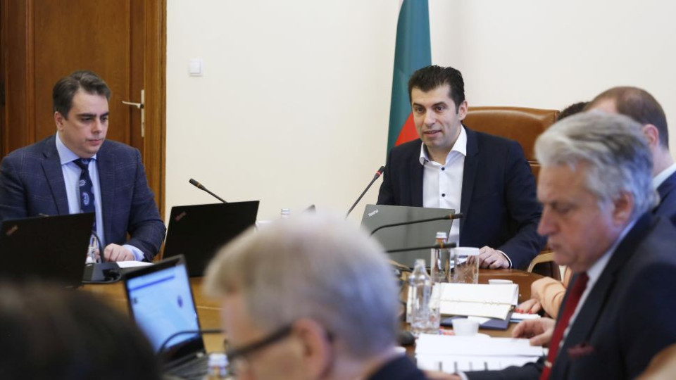 Петков се поздрави за постигнатото срещу високите цени на тока | StandartNews.com