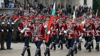 Защо оставаме без парад за Гергьовден