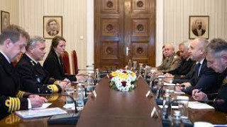 Ключова среща на Радев с бос на НАТО. Очакванията