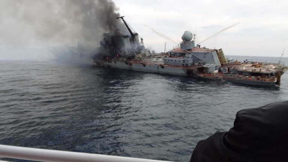 Защо Украйна приватизира потъналия крайцер „Москва“ | StandartNews.com