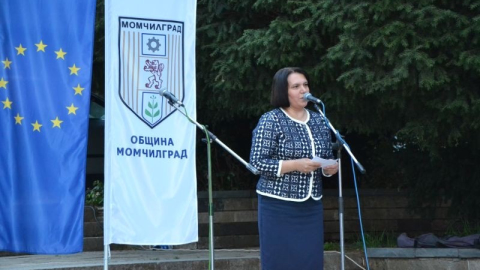 В Нощта Кадир 2 000 души се събраха на ифтар в Момчилград | StandartNews.com