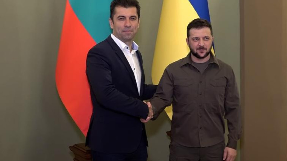 Шест теми обсъдили Петков и Зеленски | StandartNews.com