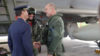 Румен Радев сътвори военна история в Мадрид