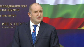 Алтернатива няма, Радев категоричен към Северна Македония