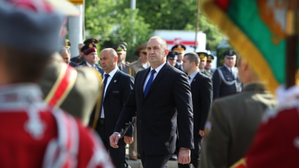 Президентът Радев със силни думи към българската армия | StandartNews.com