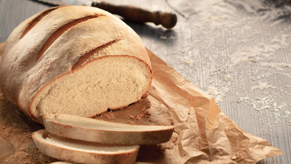 Страшното се случи! Хлябът стана 2,50 лв. | StandartNews.com