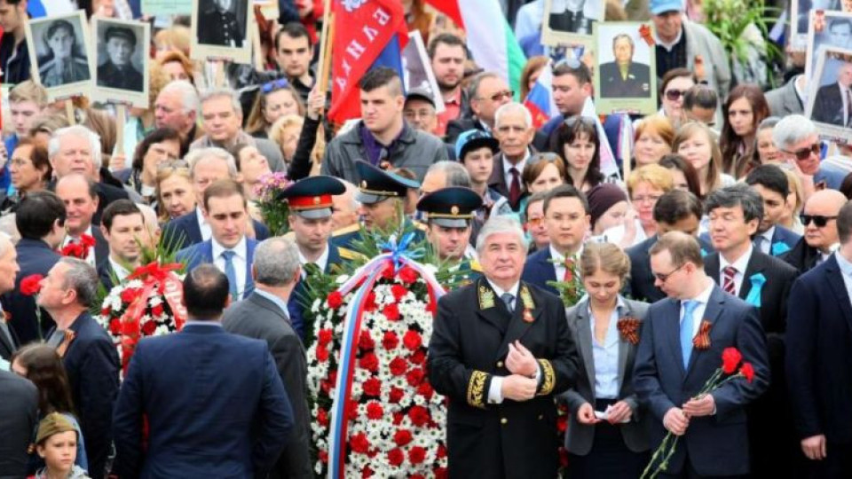 ДБ иска от Фандъкова да забрани шествието на Безсмъртния полк | StandartNews.com