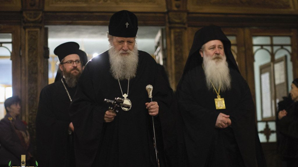 Митрополит проговори за здравето на патриарх Неофит | StandartNews.com
