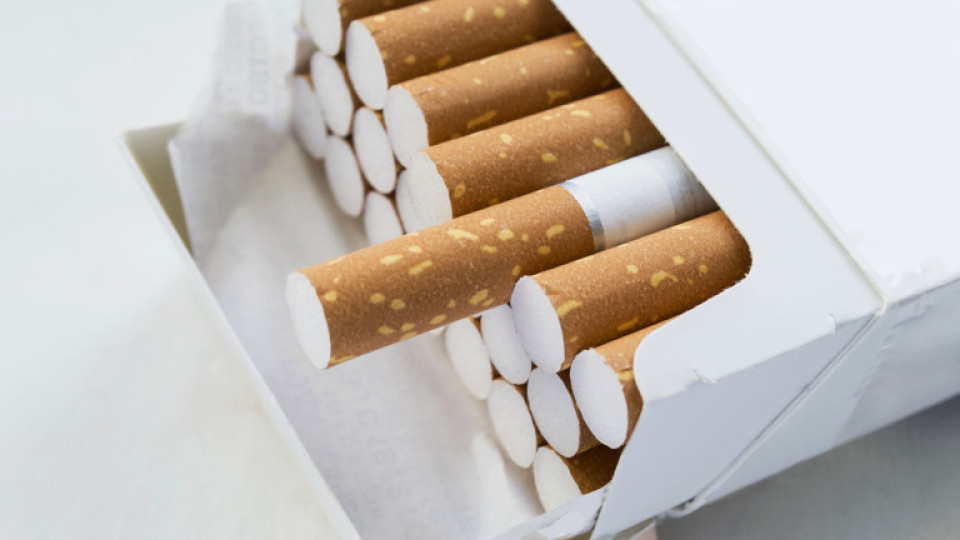 Тесла за пушачите. Колко поскъпват цигарите | StandartNews.com