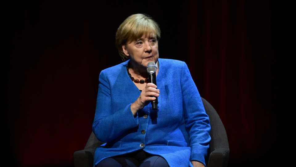 Меркел се появи, проговори за връзките с Путин и Русия | StandartNews.com