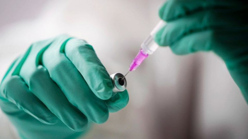 Готвят четвърта доза ковид ваксина, лек ръст на заразените | StandartNews.com