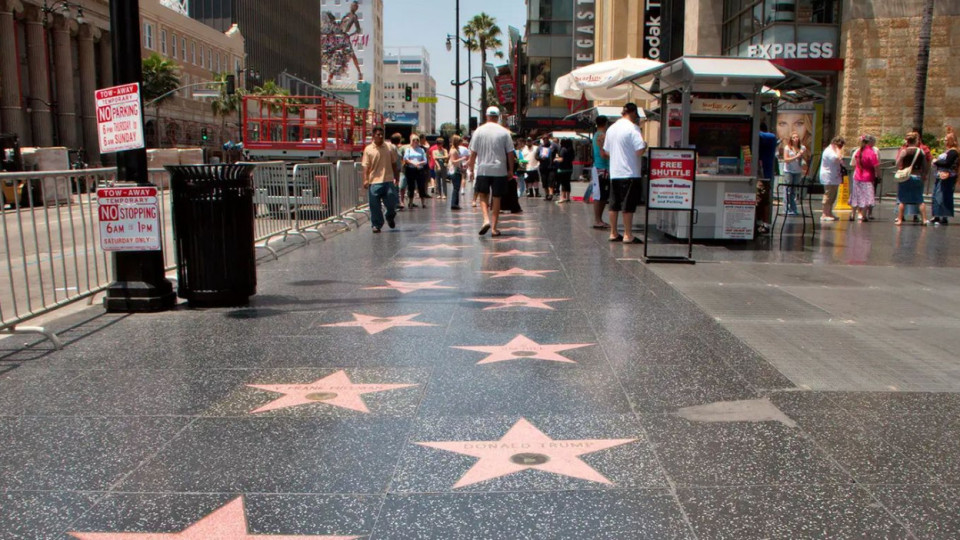 Мъртъв холивудски актьор получава звезда на Алеята на славата | StandartNews.com