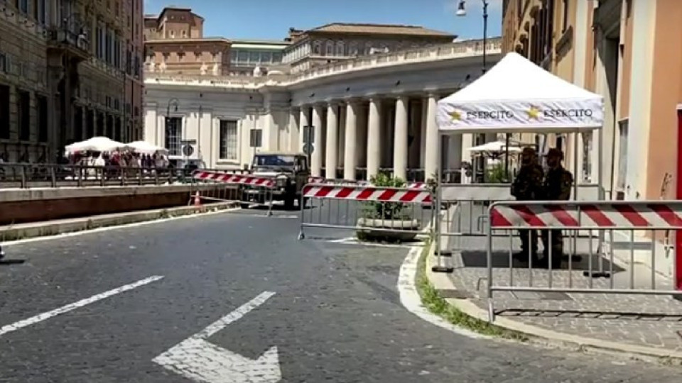 Стрелба до площад "Свети Петър", излезе гвардията на папата | StandartNews.com