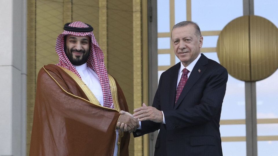 Престолонаследникът на Саудитска Арабия с голям жест към Ердоган | StandartNews.com