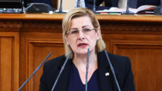 Депутатка на Костадинов напуска Възраждане и Народното събрание