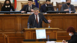 Карадайъ разкри за какво му е благодарил Макрон