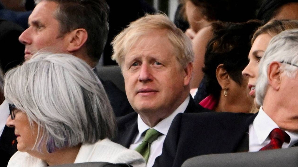Съпартийци тормозят Борис Джонсън, искат отмъщение | StandartNews.com
