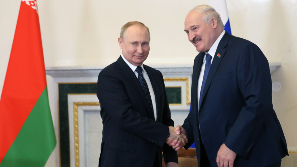 Путин с голям подарък за Лукашенко, Западът на тръни | StandartNews.com