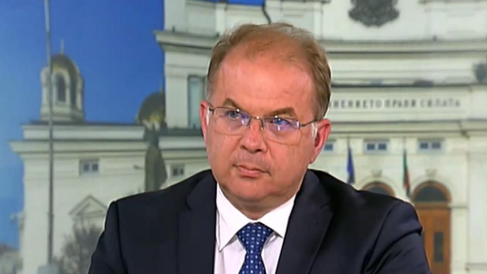 Радомир Чолаков: Два страшни капана пред кабинета | StandartNews.com
