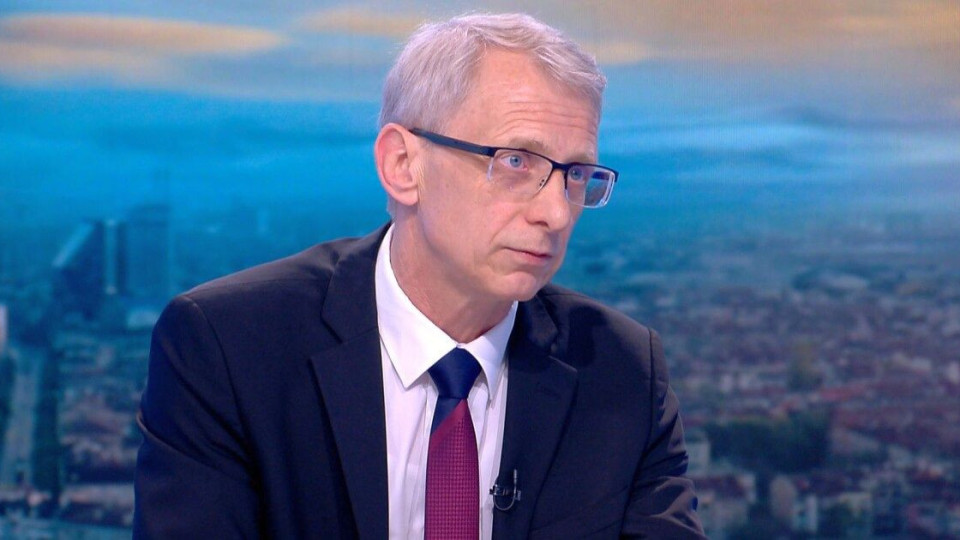 Просветният министър брани "Промяната" за провала с Радев | StandartNews.com