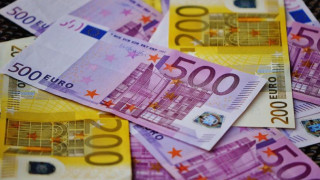 Какво става с еврото след вдигането на лихвите