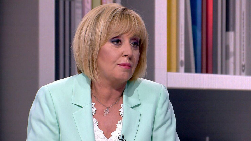 Мая Манолова бясна за хартиените бюлетини, кой на кого помага | StandartNews.com