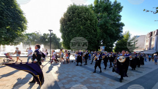 Испанска музика и танци разгорещиха Плевен