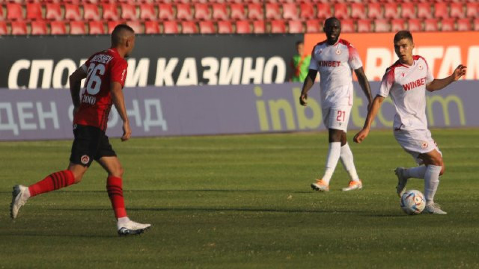 ЦСКА се измъкна на косъм срещу "Локо" (Сф) | StandartNews.com