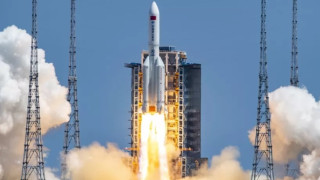 На Земята ще падне огромна част от китайска ракета